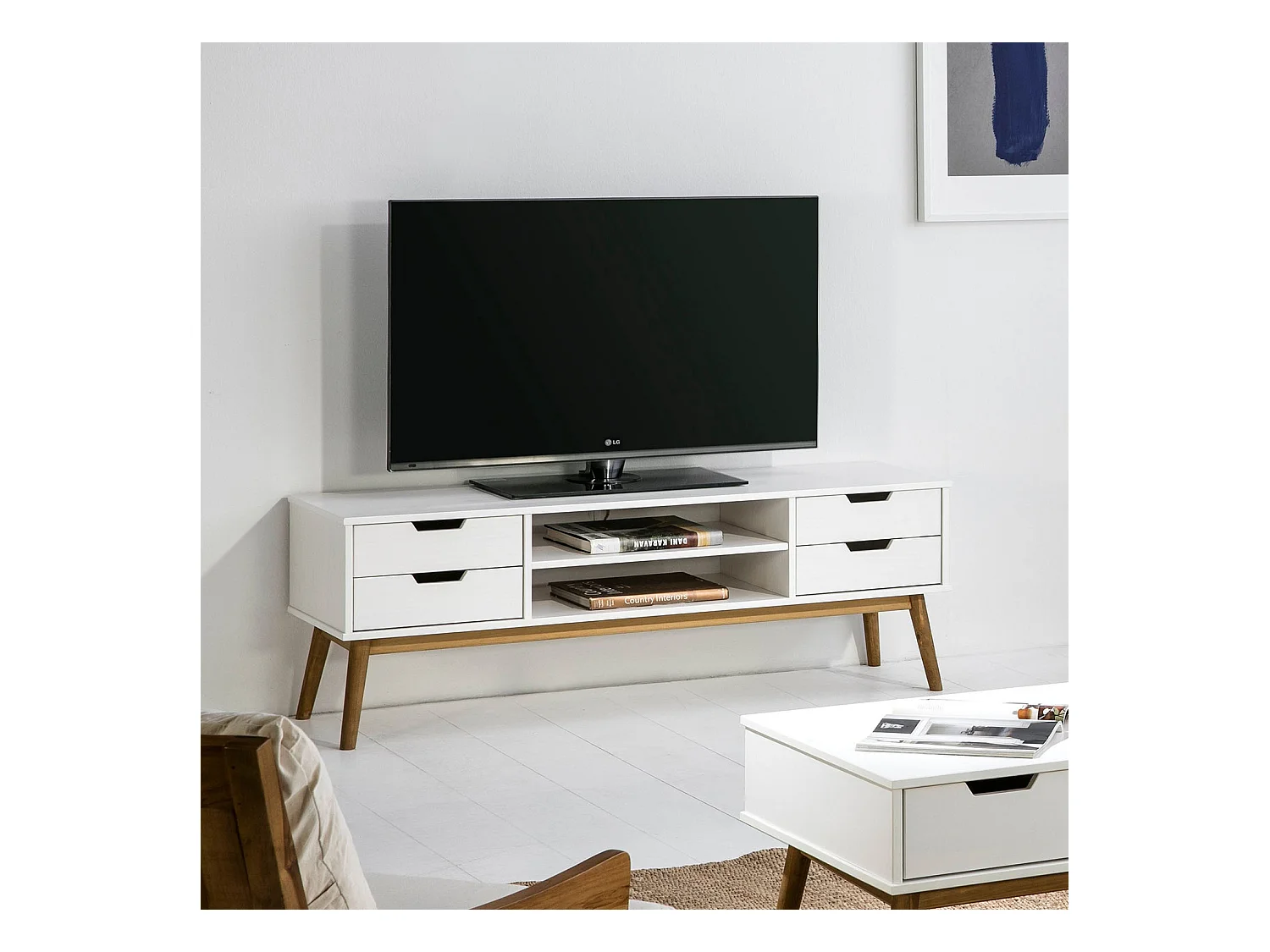 Tv-meubel Baku met 1 deur en 2 laden in het wit, massief hout, 140 cm.