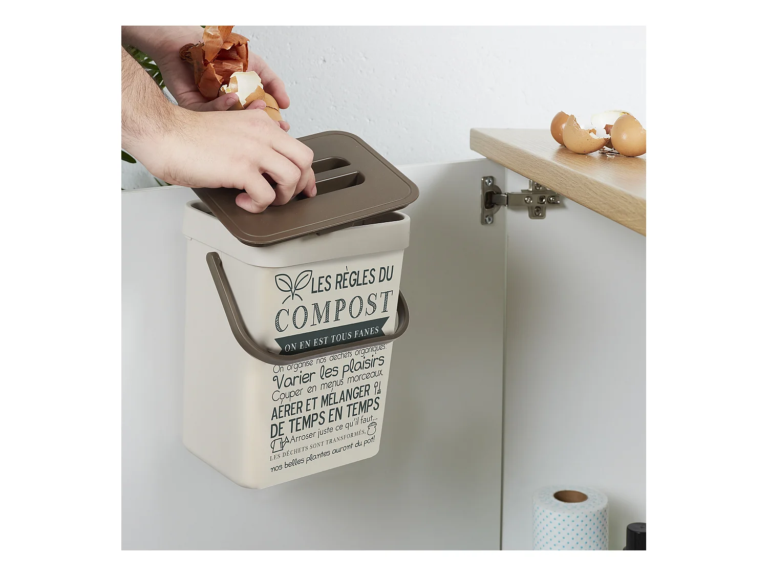 Poubelle A Compost En Plastique Avec Accroche Beige, Marron