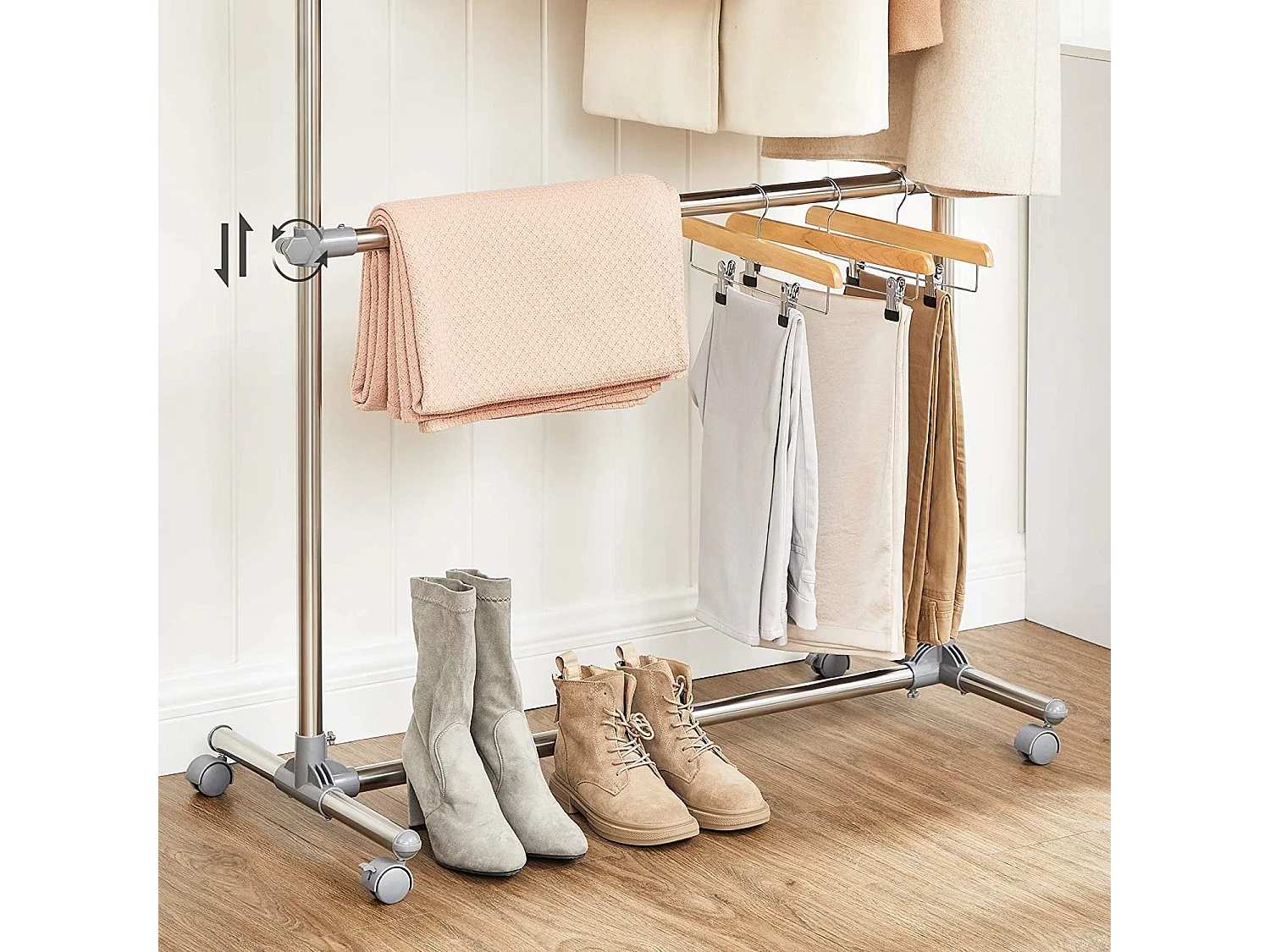 Bobbel Home - Garderoberek - Met wieltjes - Hoogte verstelbaar -  RVS - Zilver