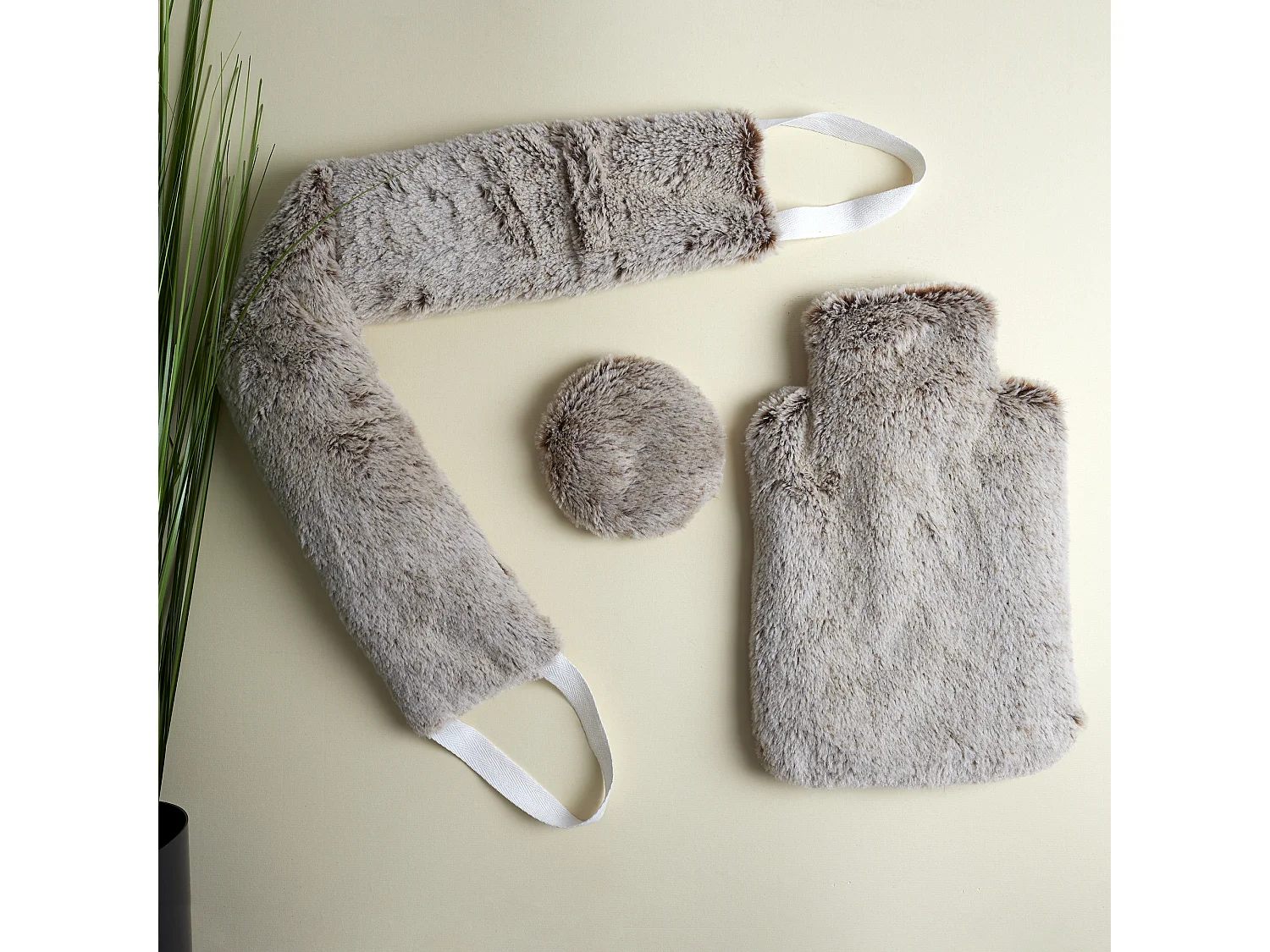 Bouillotte Billes de Céramique Micro-Ondable M6 - Coussin Chauffant en Fourrure Douce