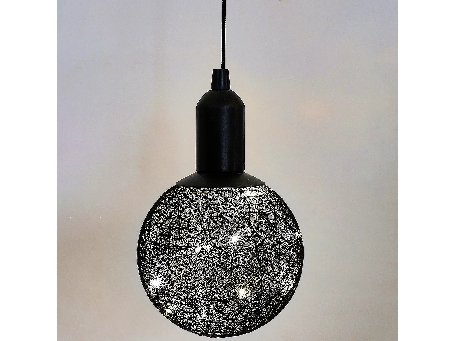 Boule Deco Lumineuse A Suspendre Noir D20cm Noir