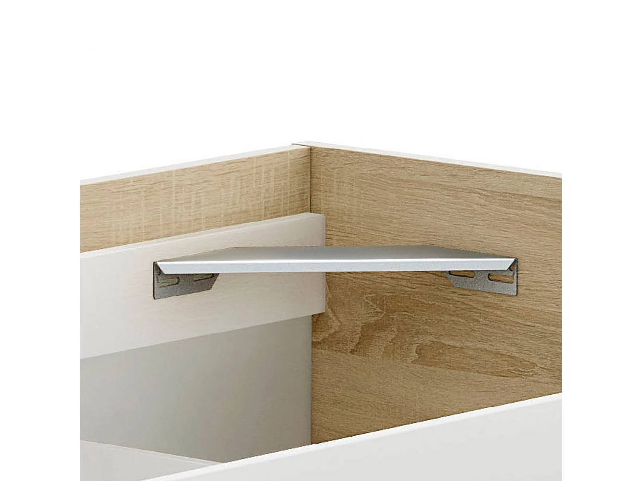 Cama Four Roble Canadian