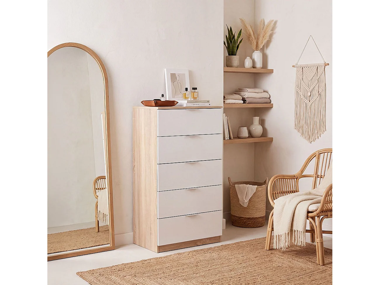 Cómoda alta de 5 cajones en blanco artik y roble canadian 60x110 cm Akari Blanco Artik (Blanco Mate) - Roble Canadian