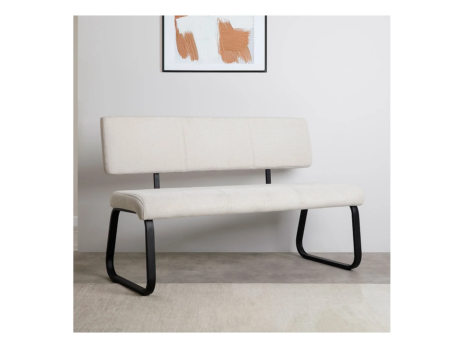 Banc d'entrée VILAS siège avec 3 places, banquette au piètement chromé, revêtement en tissu coloris blanc crème