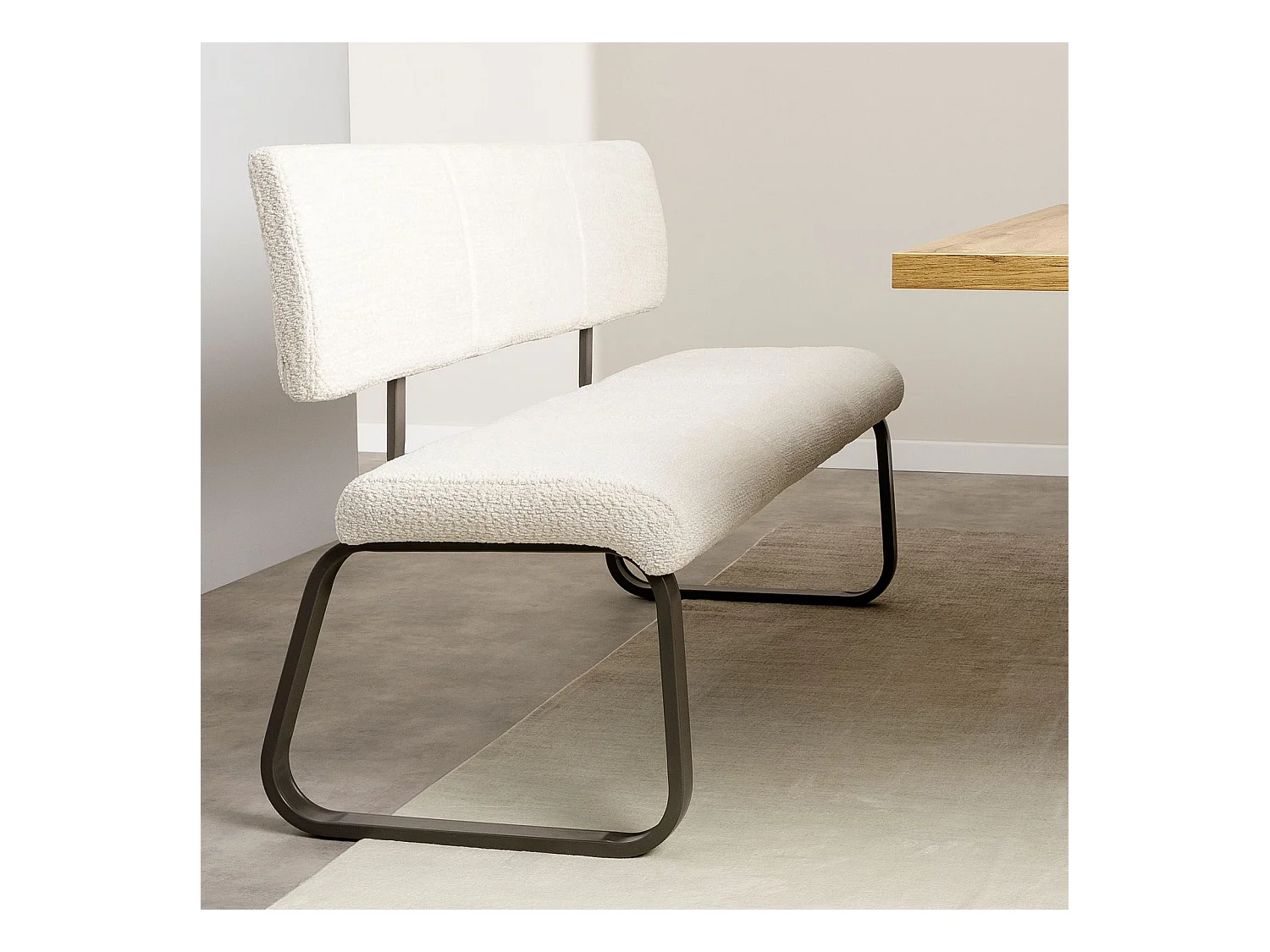 Banc d'entrée VILAS siège avec 3 places, banquette au piètement chromé, revêtement en tissu bouclé, blanc