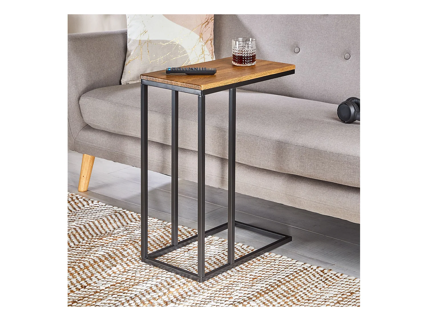 Bout de canapé DEBORA coloris vintage noir, table d'appoint , table basse de salon, cadre en métal gris et plateau rectangulaire