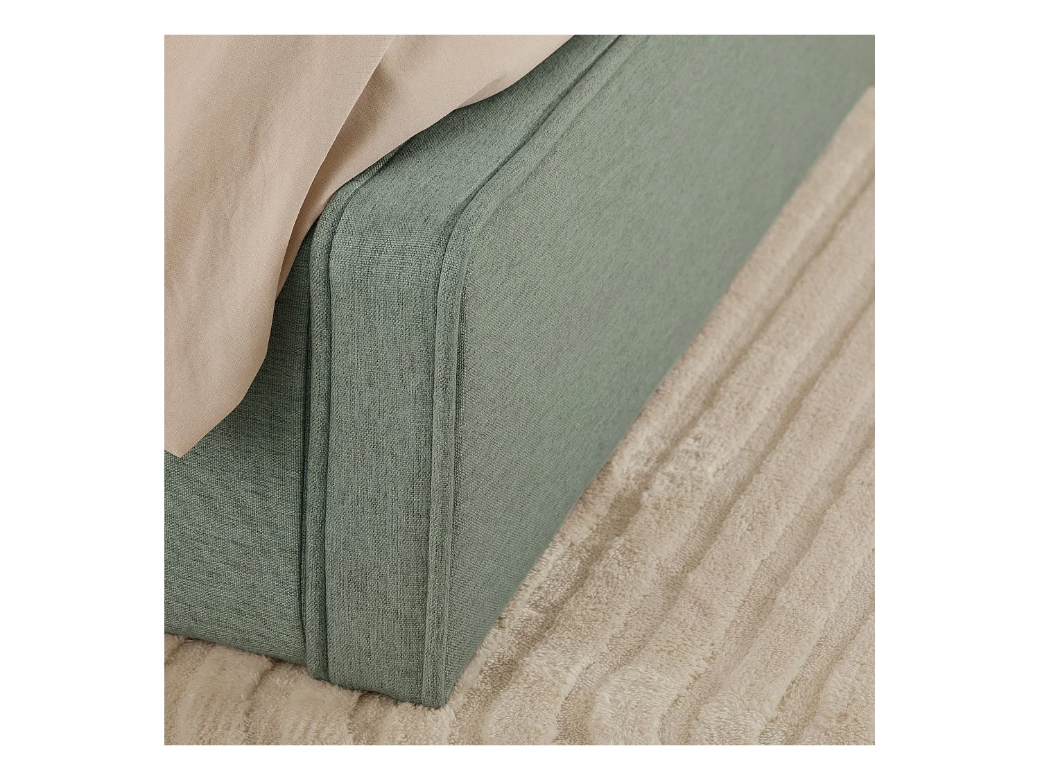 Lit double BELARTI 140x190 cm, Revêtement en Tissu Vert, Lit style moderne pour 2 personnes, Cadre de lit avec sommier inclus