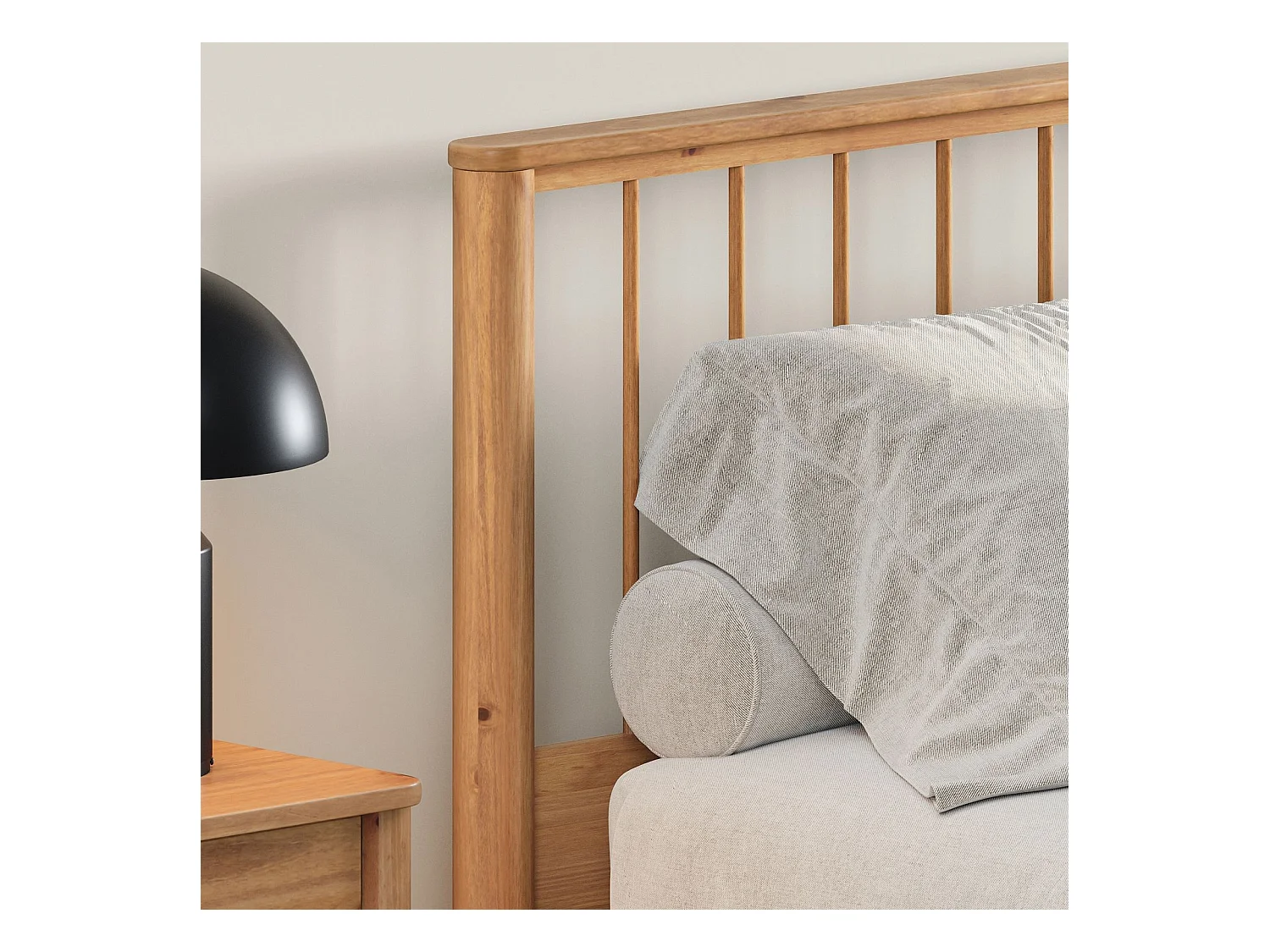 Lit 140 x 190 avec sommier APOANA en bois massif coloris chêne, cadre robuste avec tête de lit à barreaux