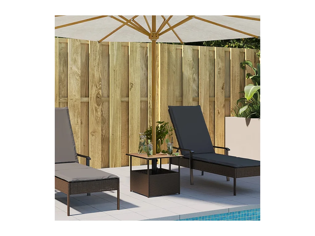 Tuintafel met parasolgat in bruin rieten kunsthars