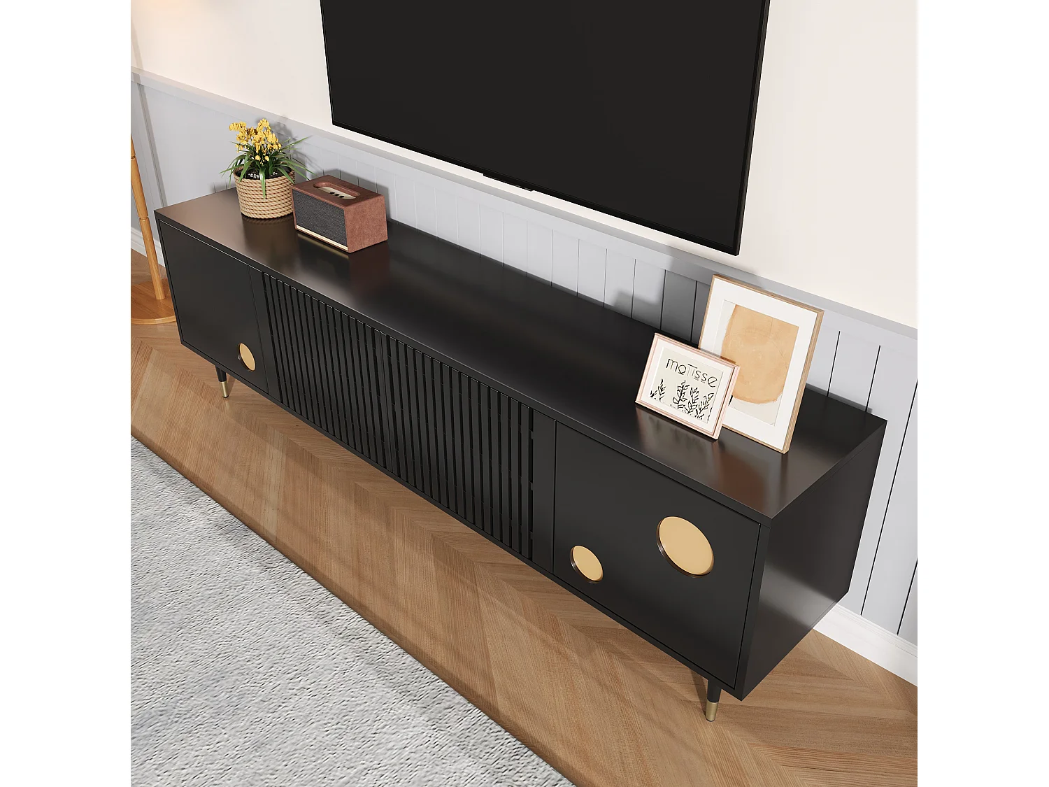 Meuble TV avec 3 portes, grilles décoratives, poignées et pieds dorés, MDF, noir (170x36x54 cm)