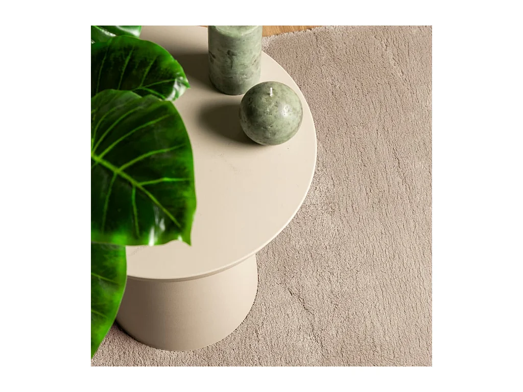 Alfombra HUARTE de pelo corto suave y lavable arena 200x200 cm