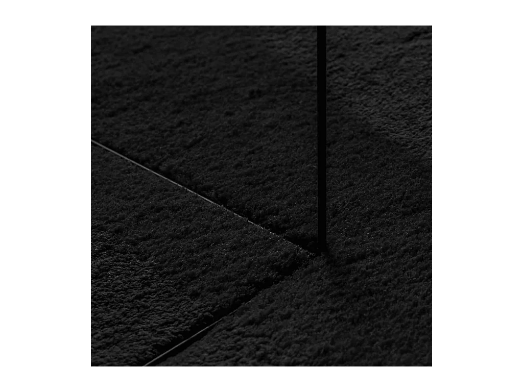 Tapis HUARTE à poils courts doux et lavable noir 200x200 cm