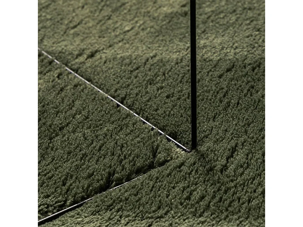 Tapis HUARTE à poils courts doux lavable vert forêt 200x280 cm