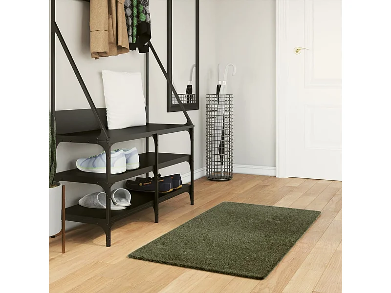 Tapis HUARTE à poils courts doux et lavable vert forêt 60x110cm