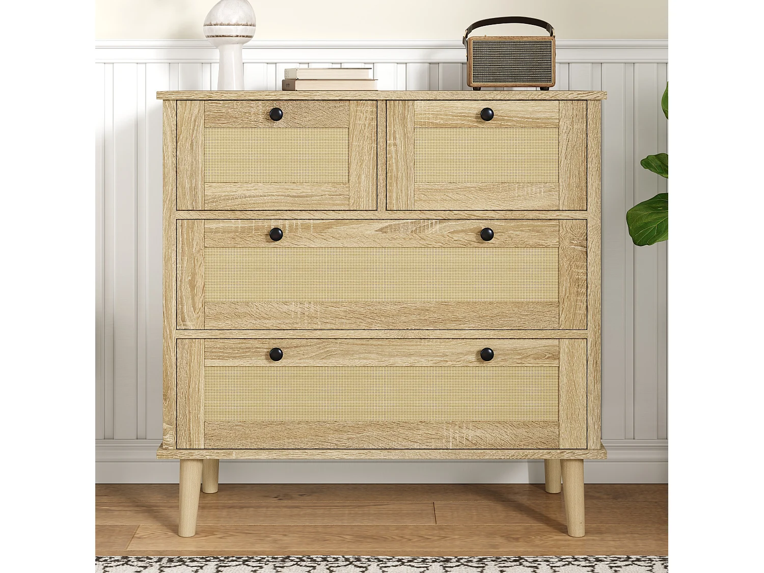 Commode avec quatre tiroirs en rotin, pieds en bois massif, design moderne, en bois aggloméré, couleur naturelle (80x40x80 cm)