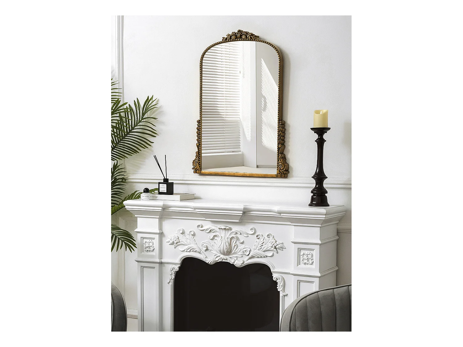 Specchio da parete ad arco vintage, cornice barocca decorata, specchio e resina, oro antico (80x4,5x59 cm)