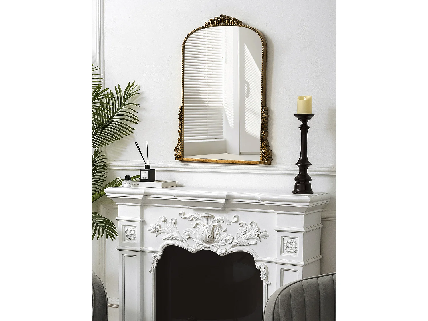 Miroir mural arqué vintage, cadre baroque orné, miroir et résine, or antique (80x4.5x59 cm)