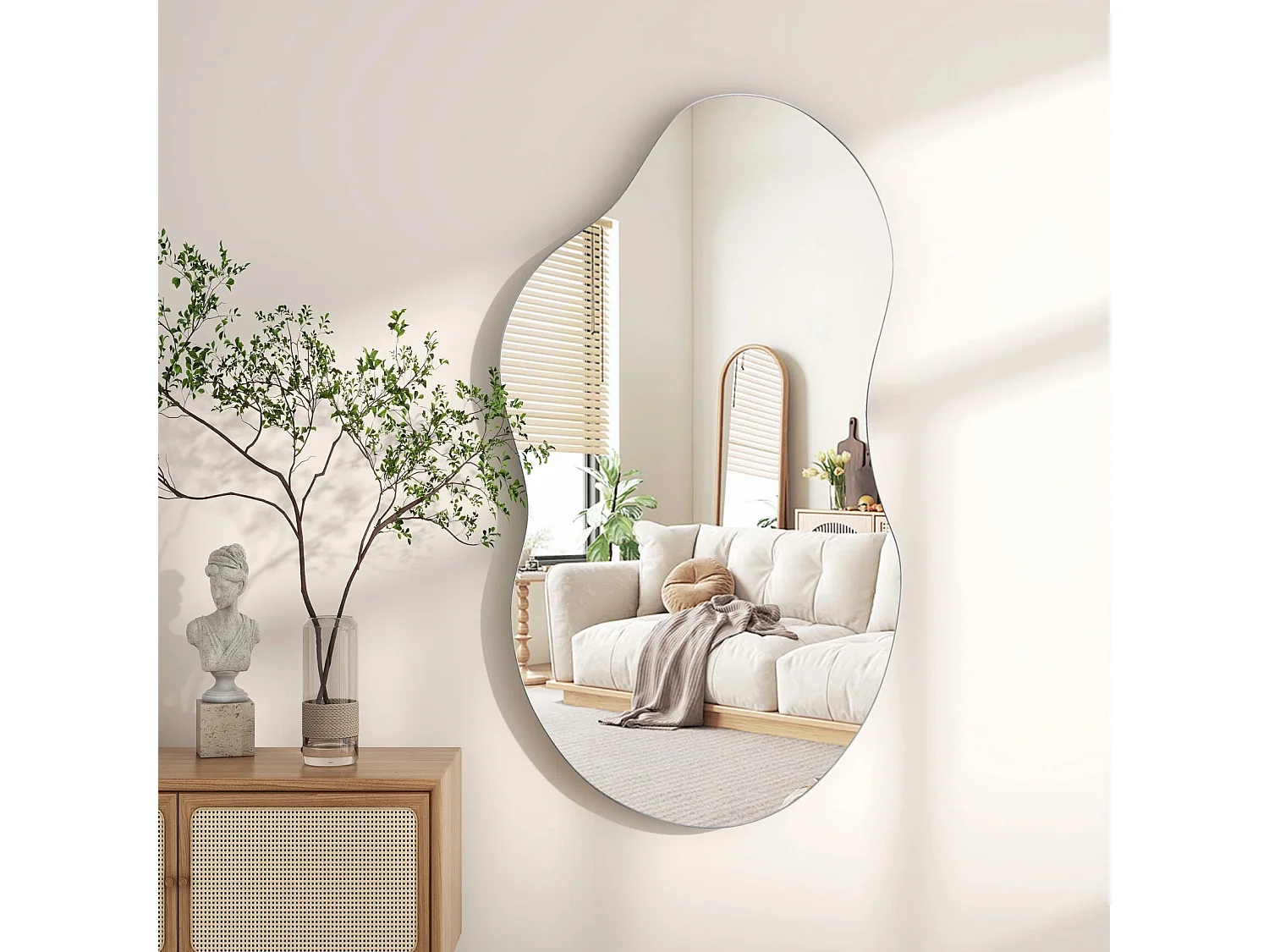 Miroir mural asymétrique, cadre en métal, design moderne, verre et MDF, argenté (110x2x54.5 cm)