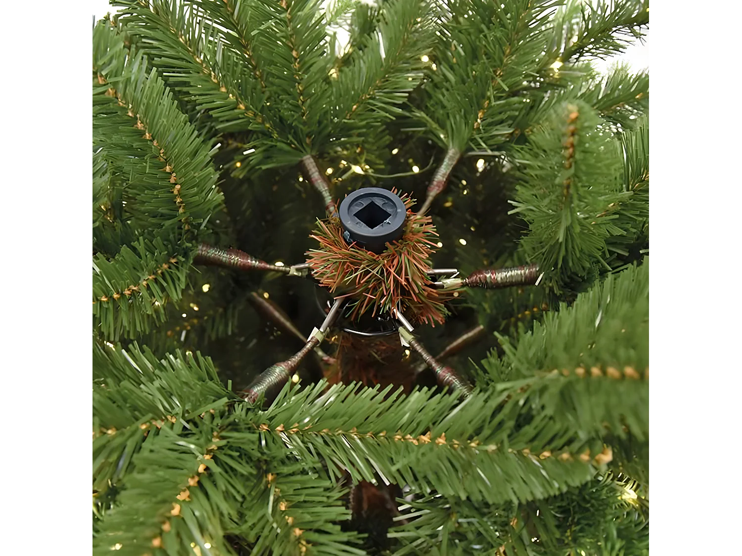 Choinka świąteczna Aurora z wbudowanymi mikro diodami LED, 80% PE, efekt prawdziwego dotyku, 210 cm