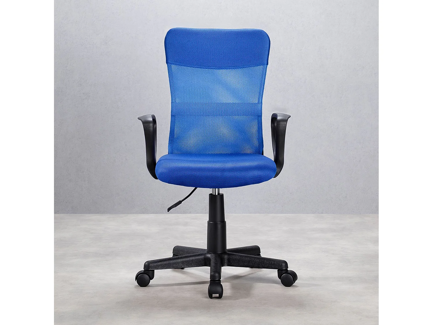 Chaise de bureau ergonomique JOGO bleu assise pivotante et réglable en hauteur 99 cm, roulettes adaptées à la moquette