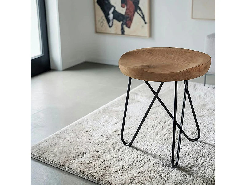 Tabouret en teck massif avec 3 pieds en épingle métal noir D40xH43cm TOWN