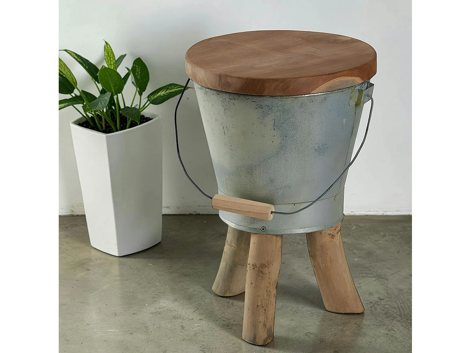 Tabouret "Seau" avec anse en teck massif naturel et zinc D31cmxH45cm TOWN