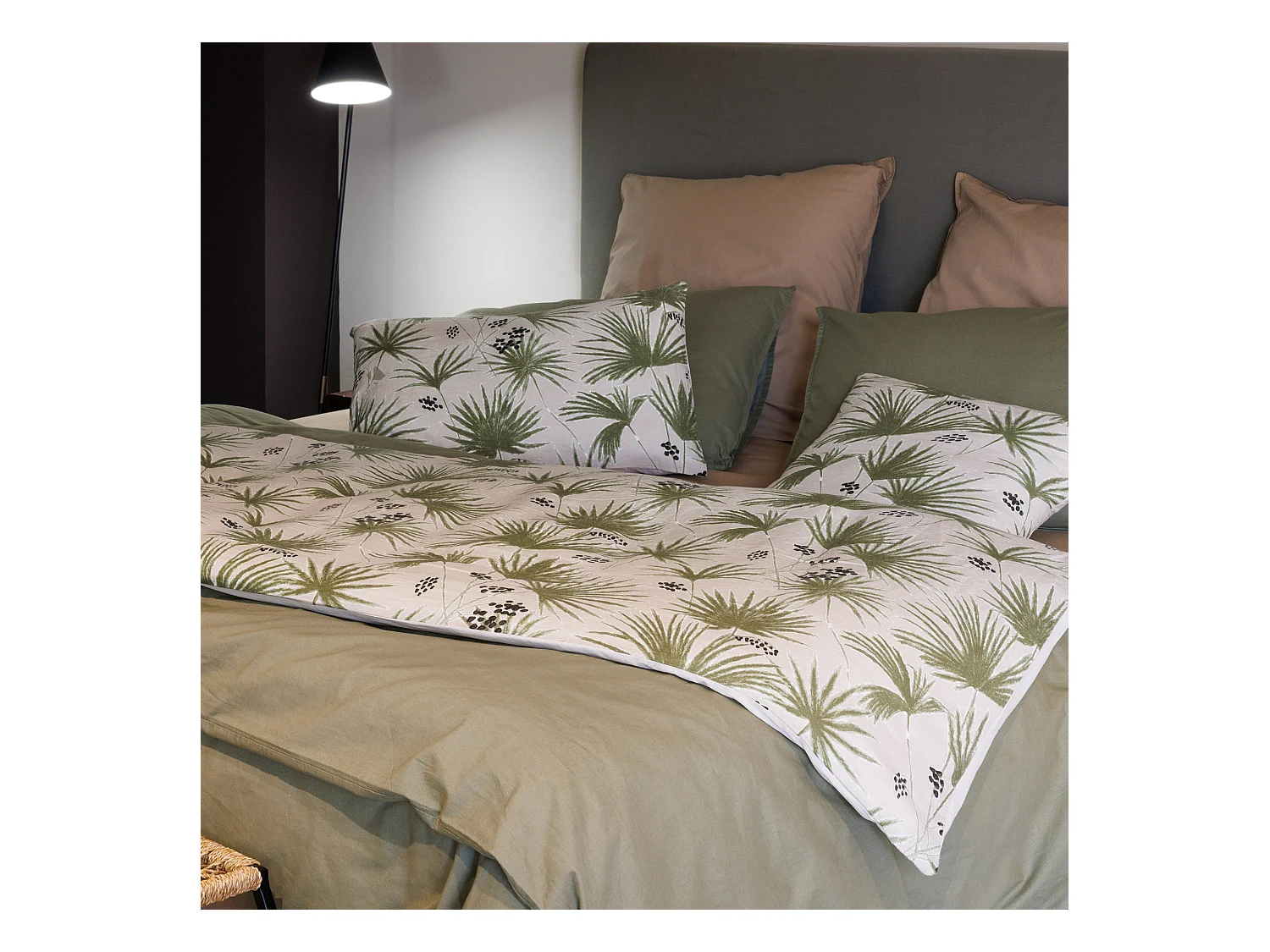 Housse de coussin 45x45 cm lin lavé motif végétal PALAWAN Terracotta