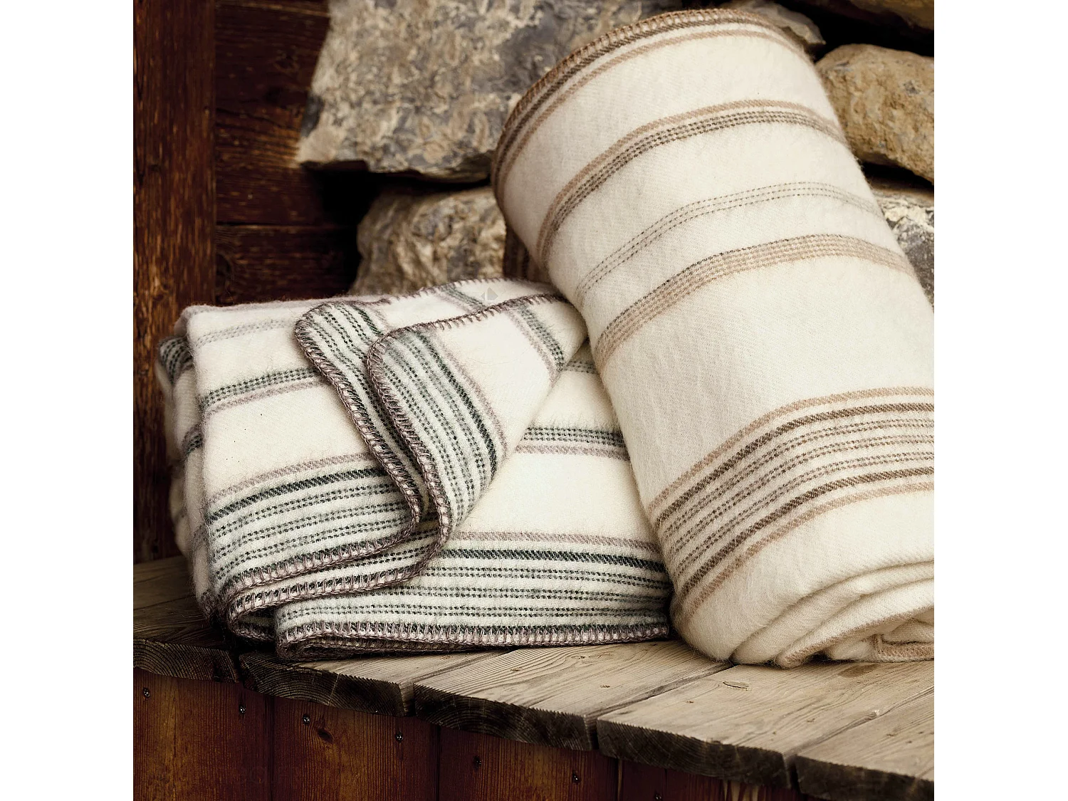 Plaid laine mélangée et mohair 120x180 cm BAYONNE bayadère beige naturel/caramel