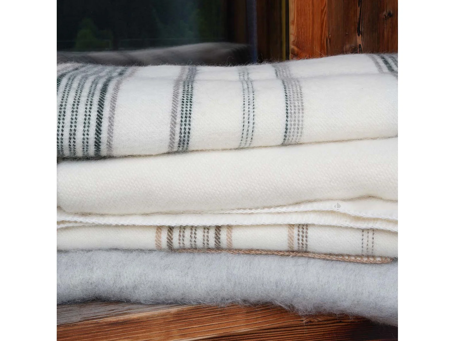 Plaid laine mélangée et mohair 120x180 cm BAYONNE bayadère beige naturel/caramel