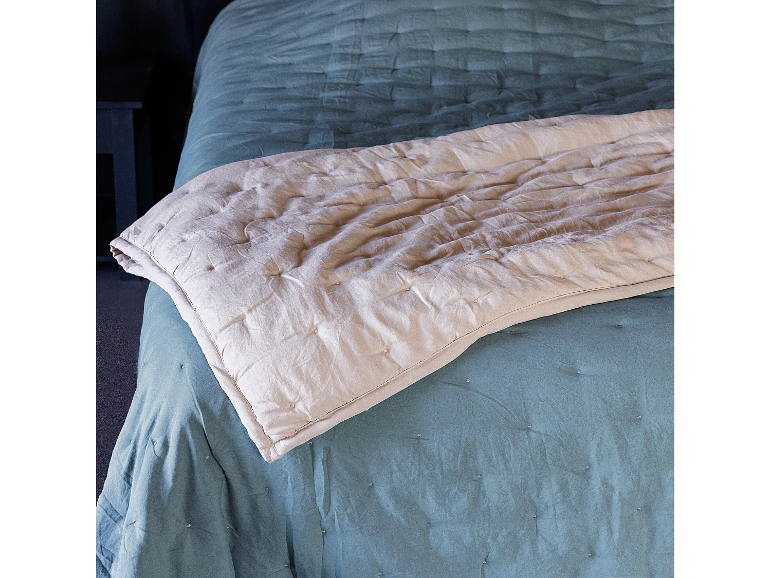 Plaid 150x200 cm CELESTE microfibre points brodés bleu orage