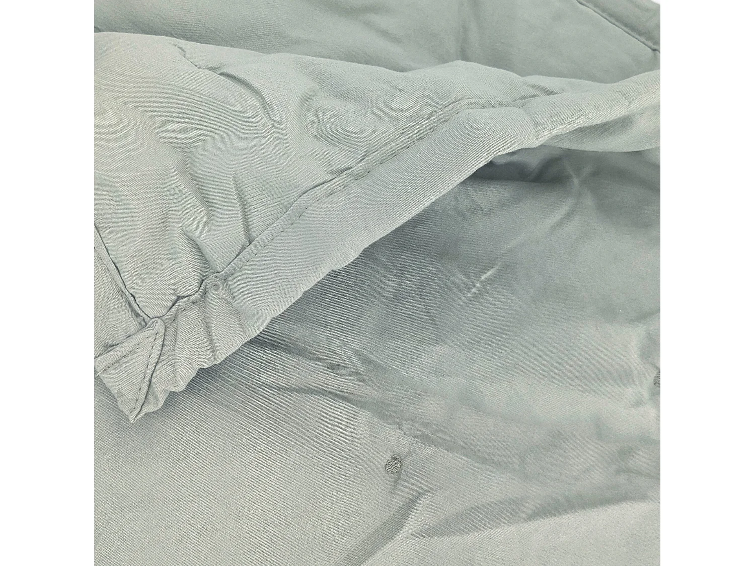 Plaid 150x200 cm CELESTE microfibre points brodés vert Lichen