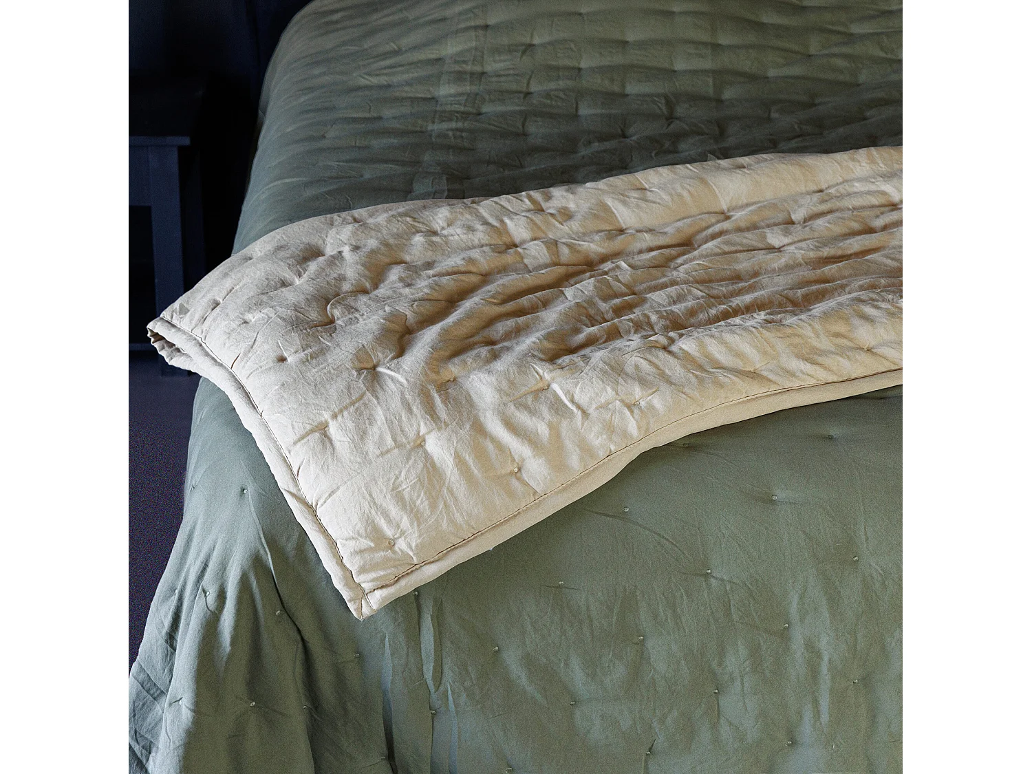 Plaid 150x200 cm CELESTE microfibre points brodés beige loutre