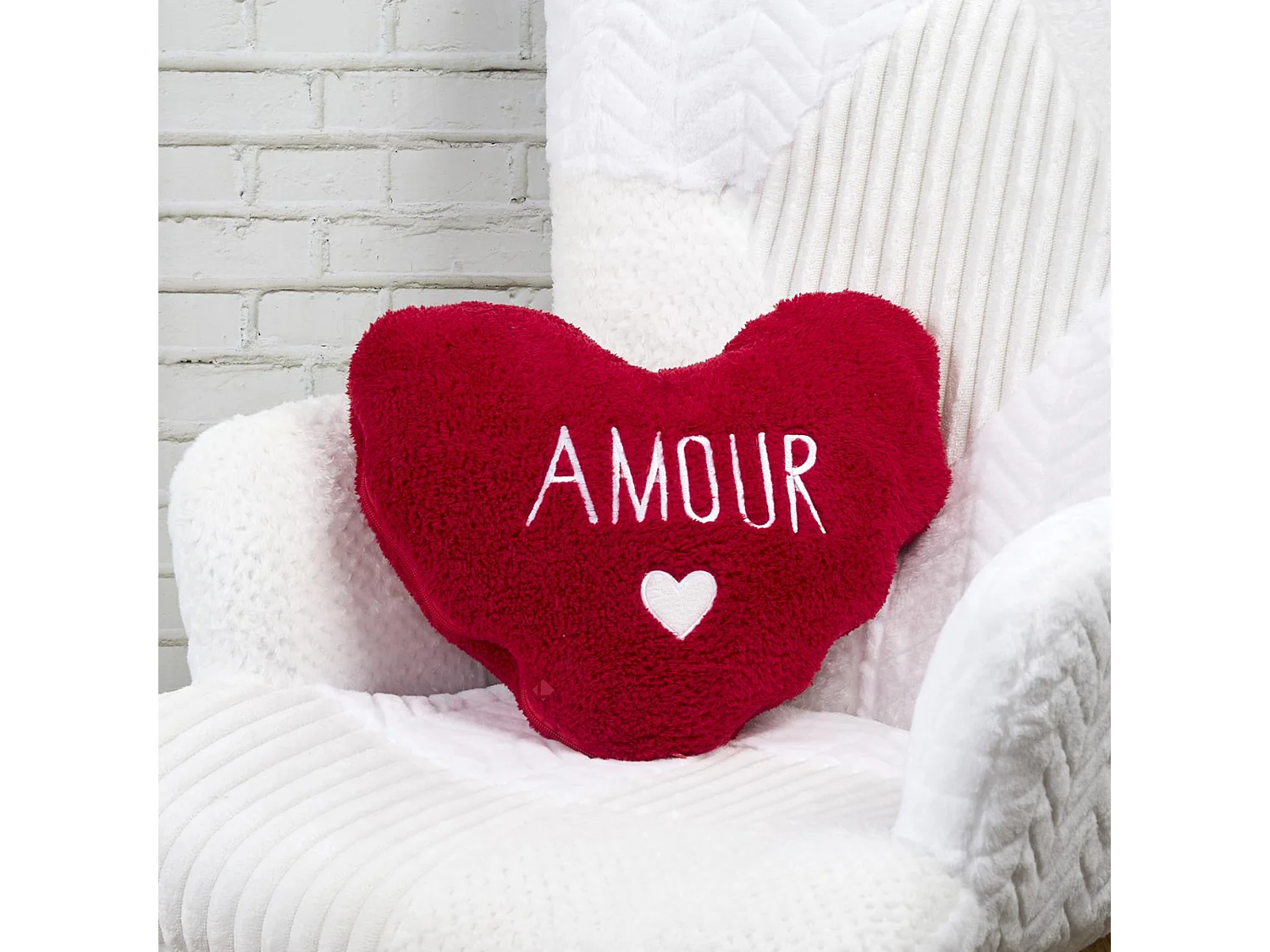 Coussin et plaid 120x150 cm polyester forme de coeur AMOUR TOUJOURS rouge