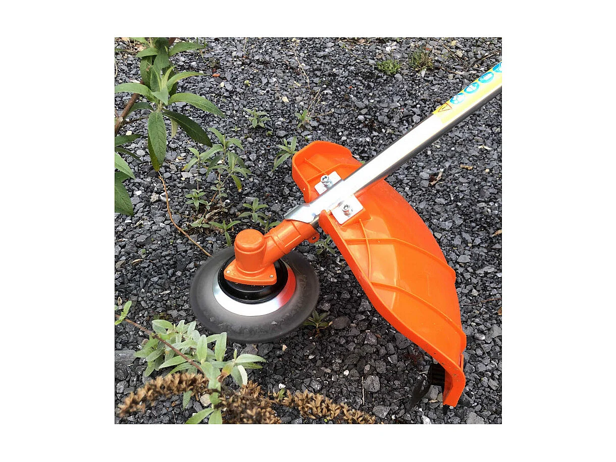 Brosse de désherbage Chester pour débroussailleuse et outil multifonctions - 150 mm