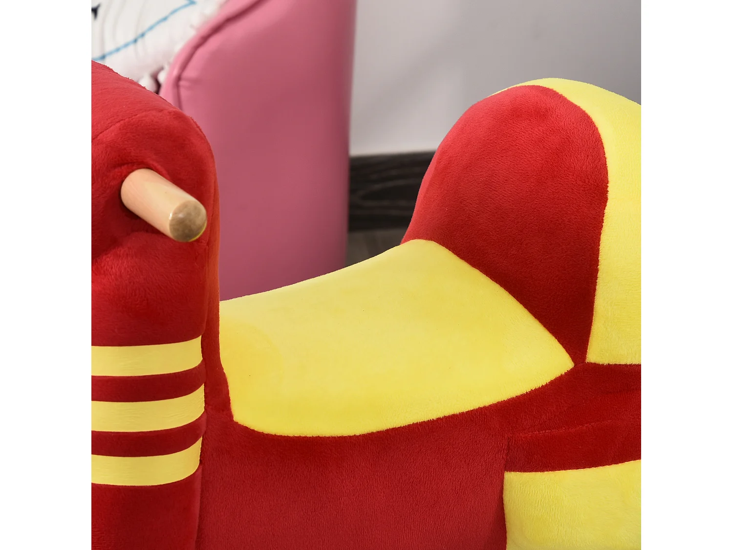 Dondolo per bambini suoni realistici in legno e peluche rosso e giallo