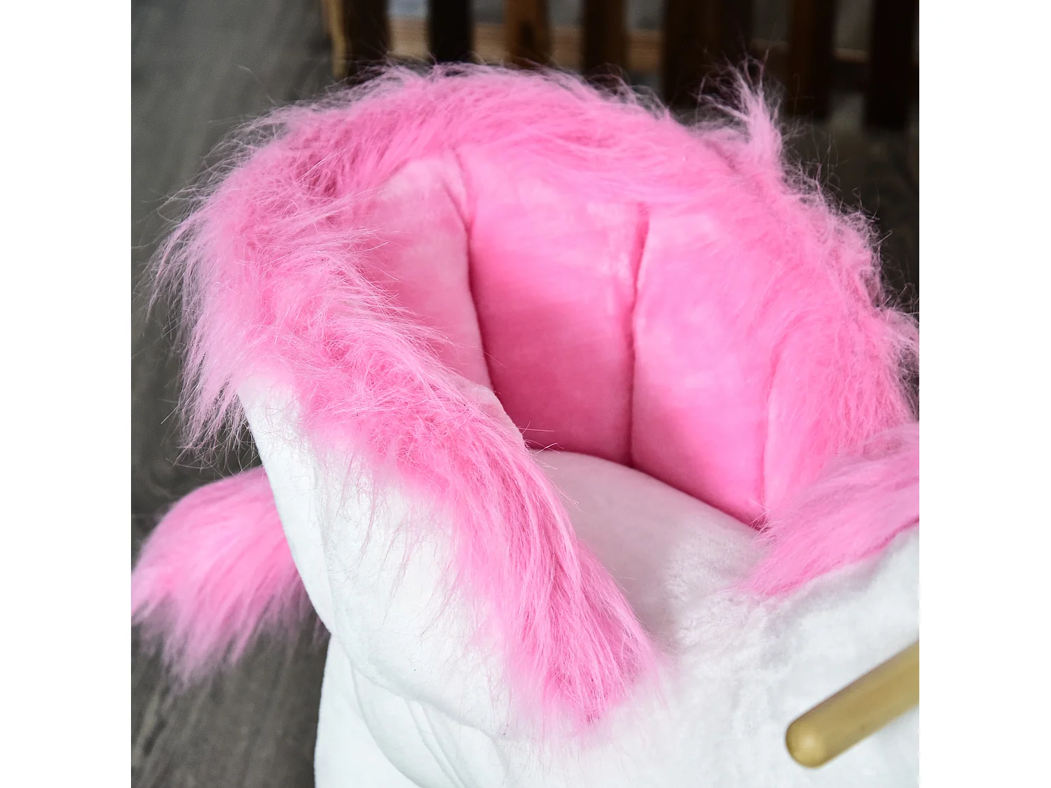 Unicorno a dondolo con musica e rivestimento peluche 65x32x55cm