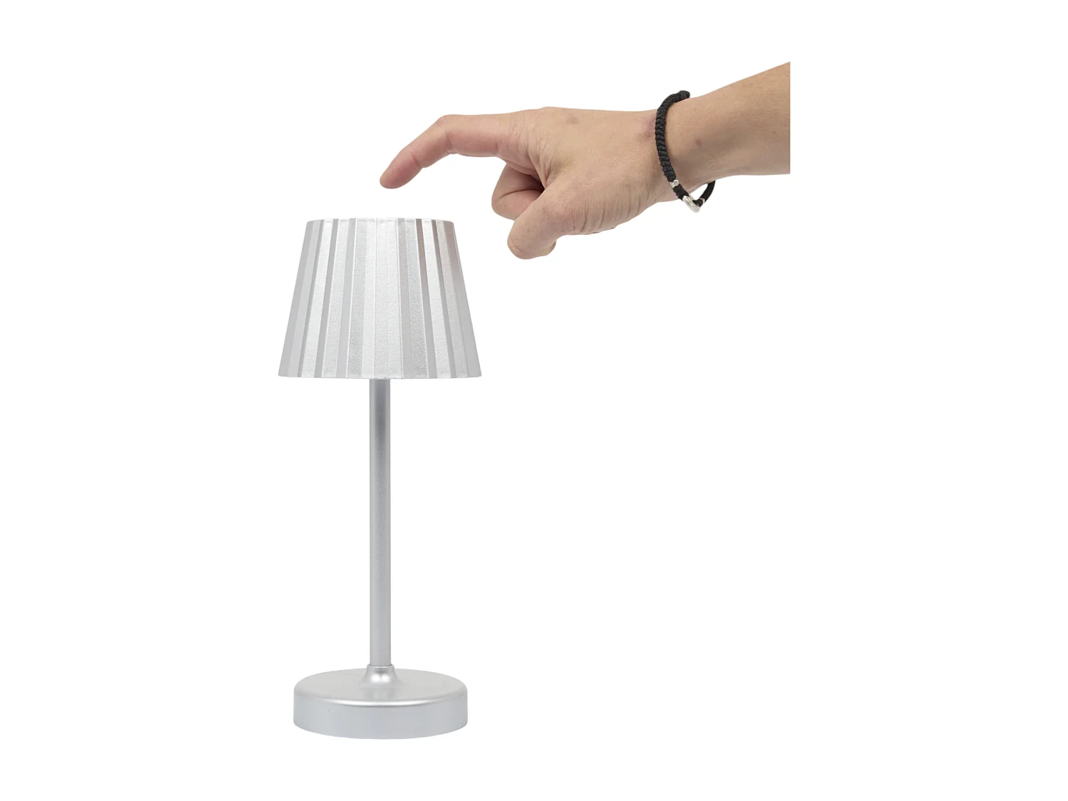 Lampe De Table Tactile A Piles Argent H26cm Argent