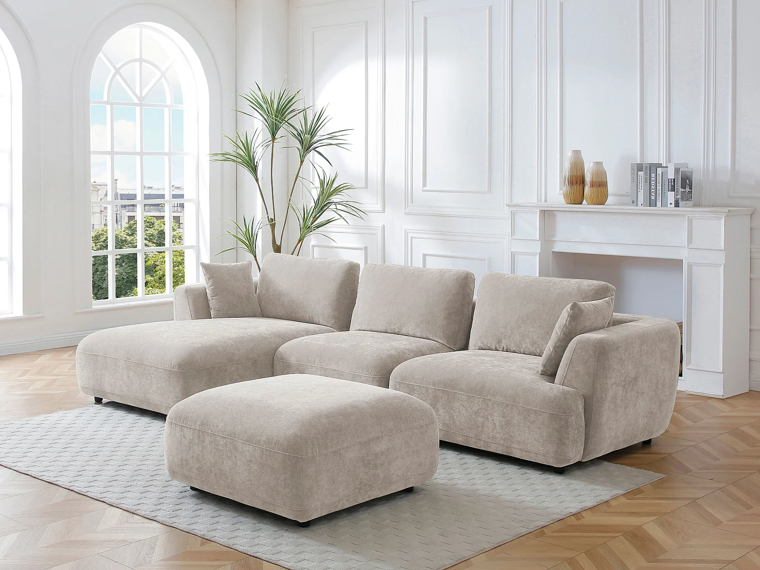 Canapé d'angle gauche et pouf en tissu beige TINDRALO