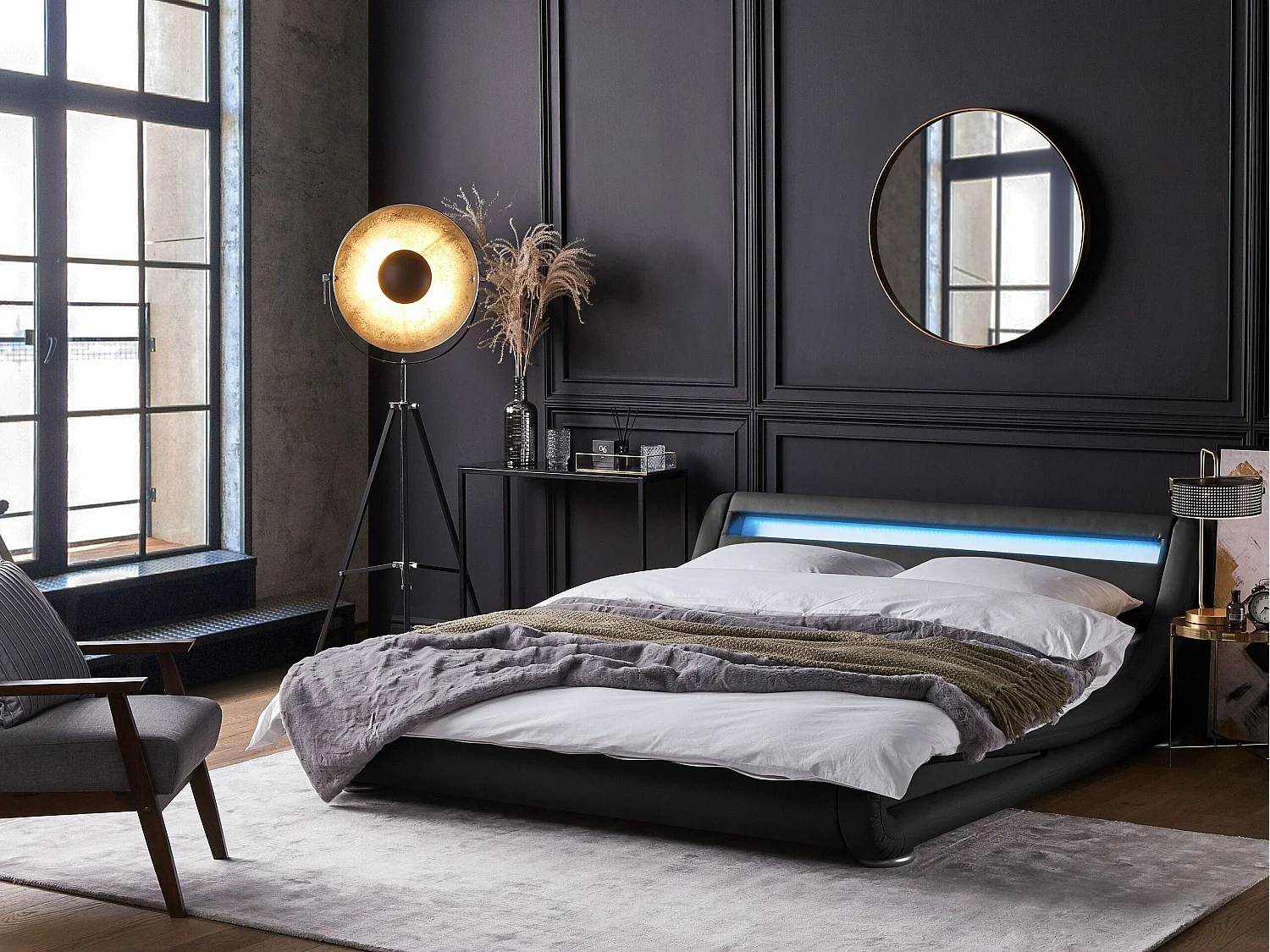 Lit avec LED Cuir PU AVIGNON 180 x 200 cm Noir