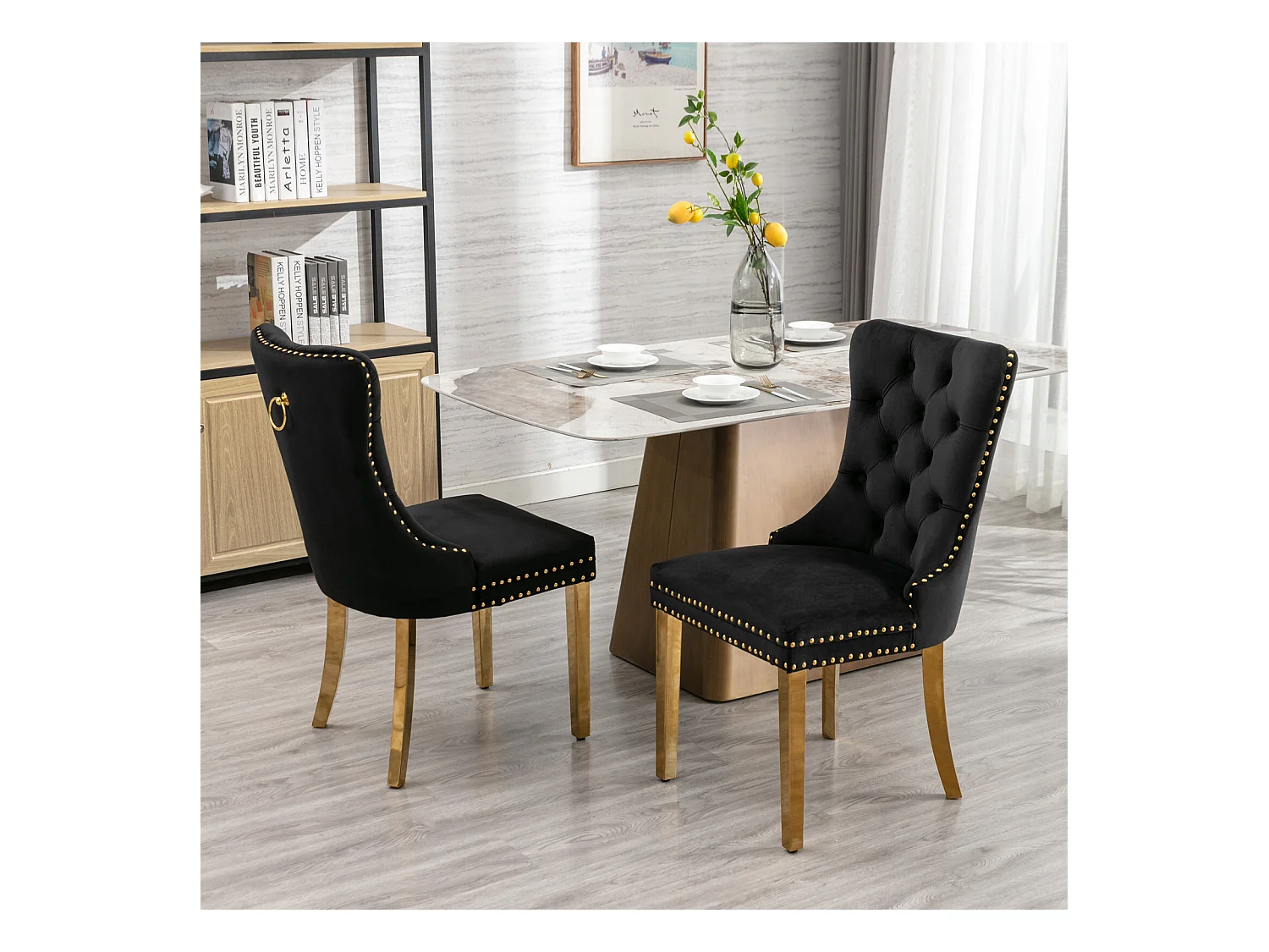 Lot de 2 chaises de salle à manger - Chaises avec dossier rembourré et pieds en acier inoxydable doré - avec garniture cloutée - velours noir