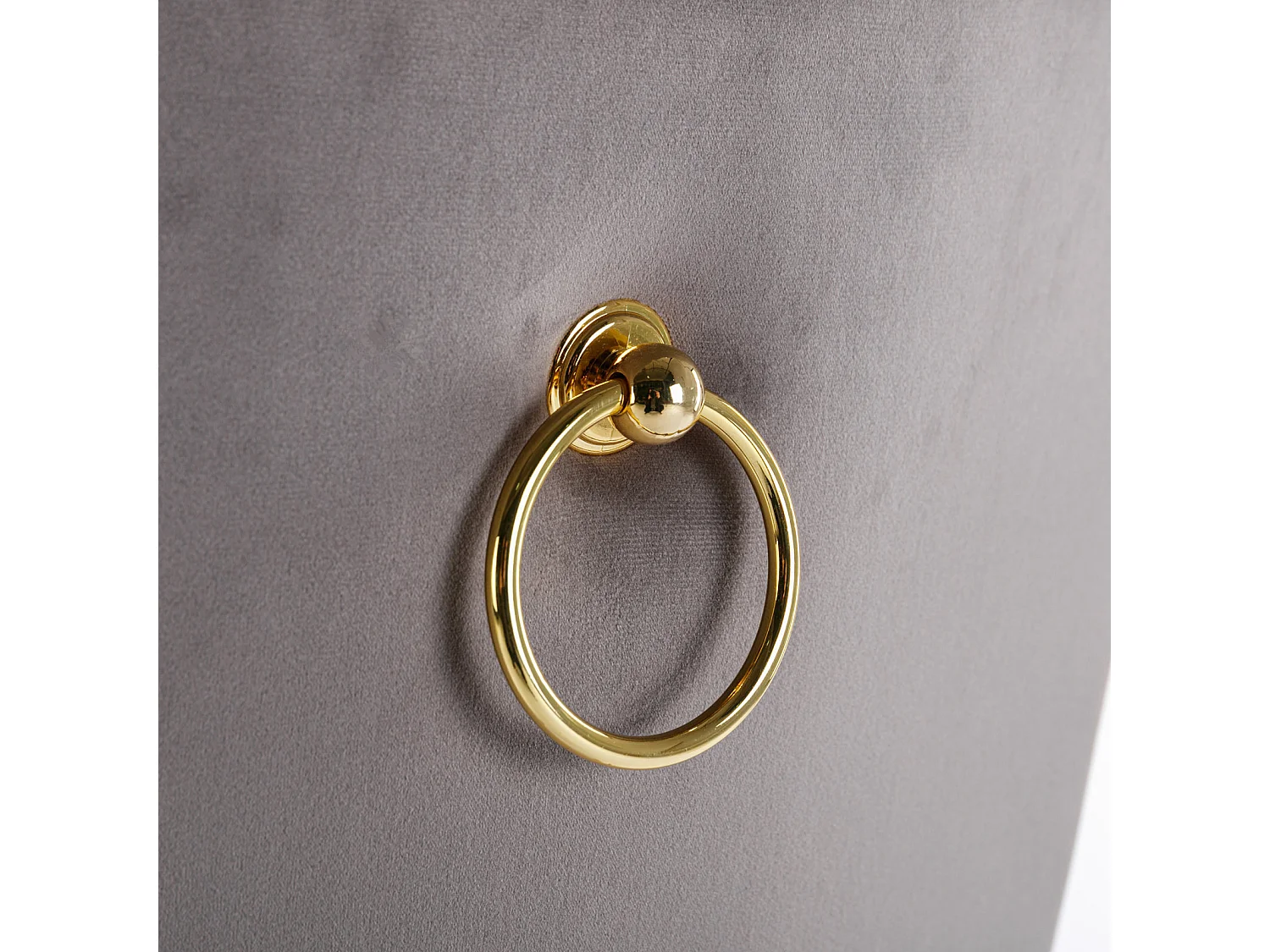 Lot de 2 chaises de salle à manger - Chaises avec dossier rembourré et pieds en acier inoxydable doré - avec garniture cloutée - velours gris