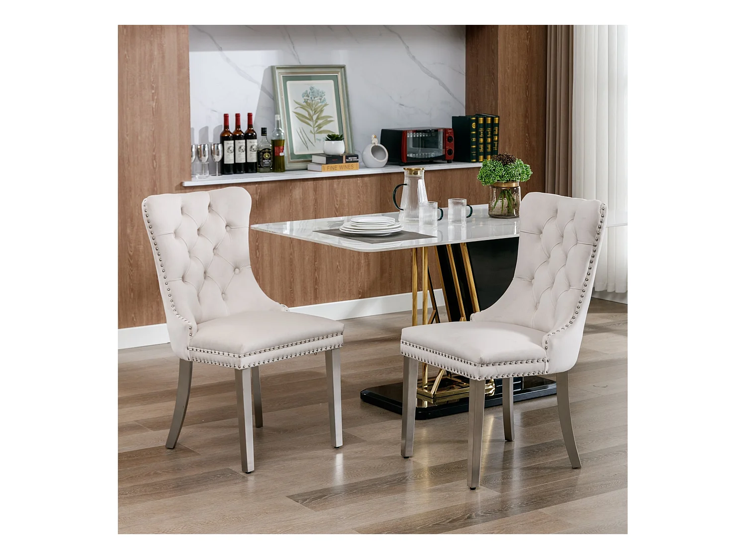 Set di 2 sedie da pranzo - Sedie con schienali imbottiti e gambe in acciaio inossidabile argentato - con finiture borchiate - velluto beige
