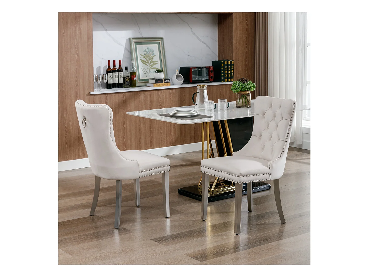 Set di 2 sedie da pranzo - Sedie con schienali imbottiti e gambe in acciaio inossidabile argentato - con finiture borchiate - velluto beige