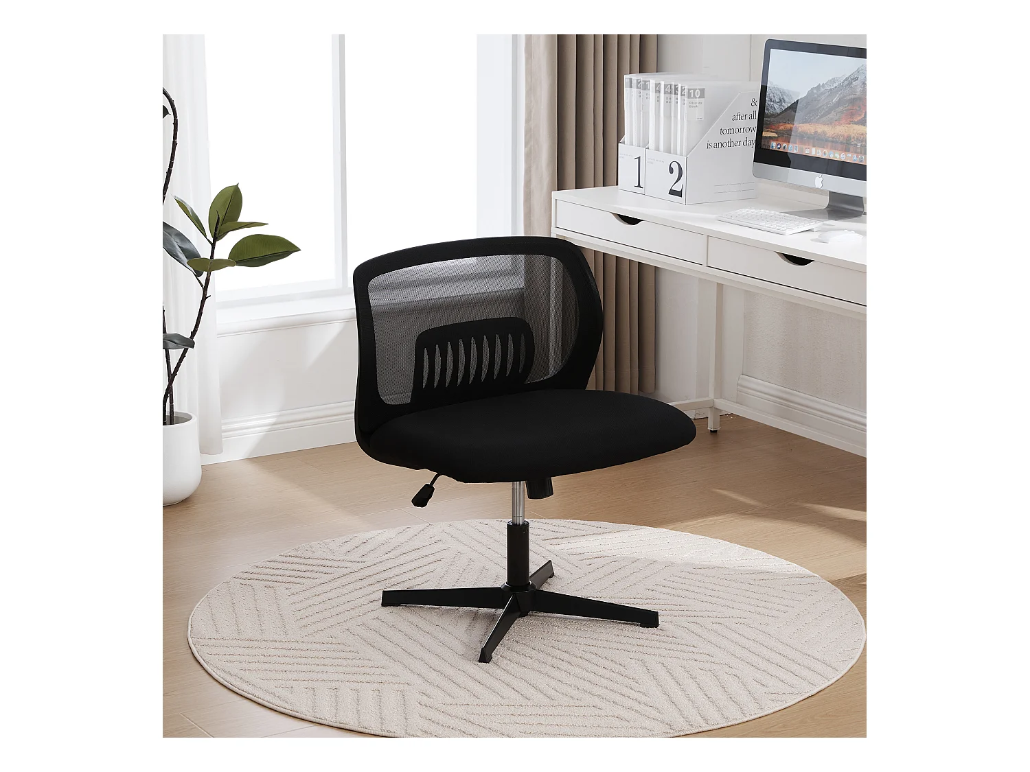 Chaise de bureau pivotante - Fauteuil pivotant  avec fonction bascule et réglage en hauteur - maille noire