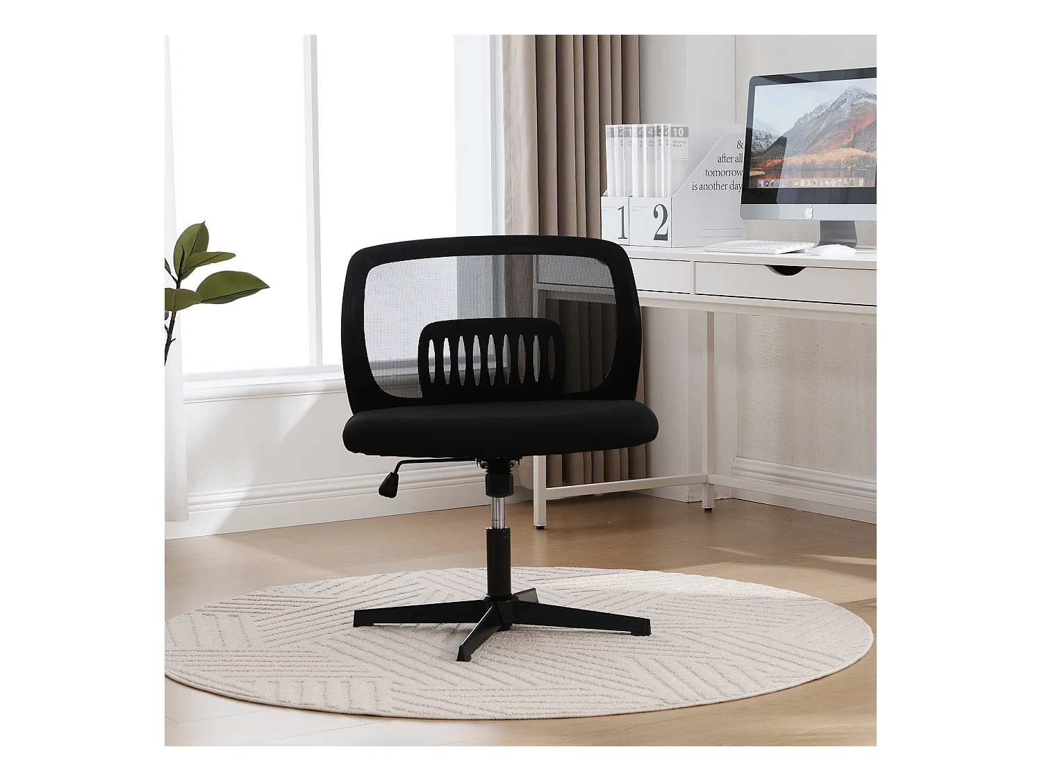Chaise de bureau pivotante - Fauteuil pivotant  avec fonction bascule et réglage en hauteur - maille noire