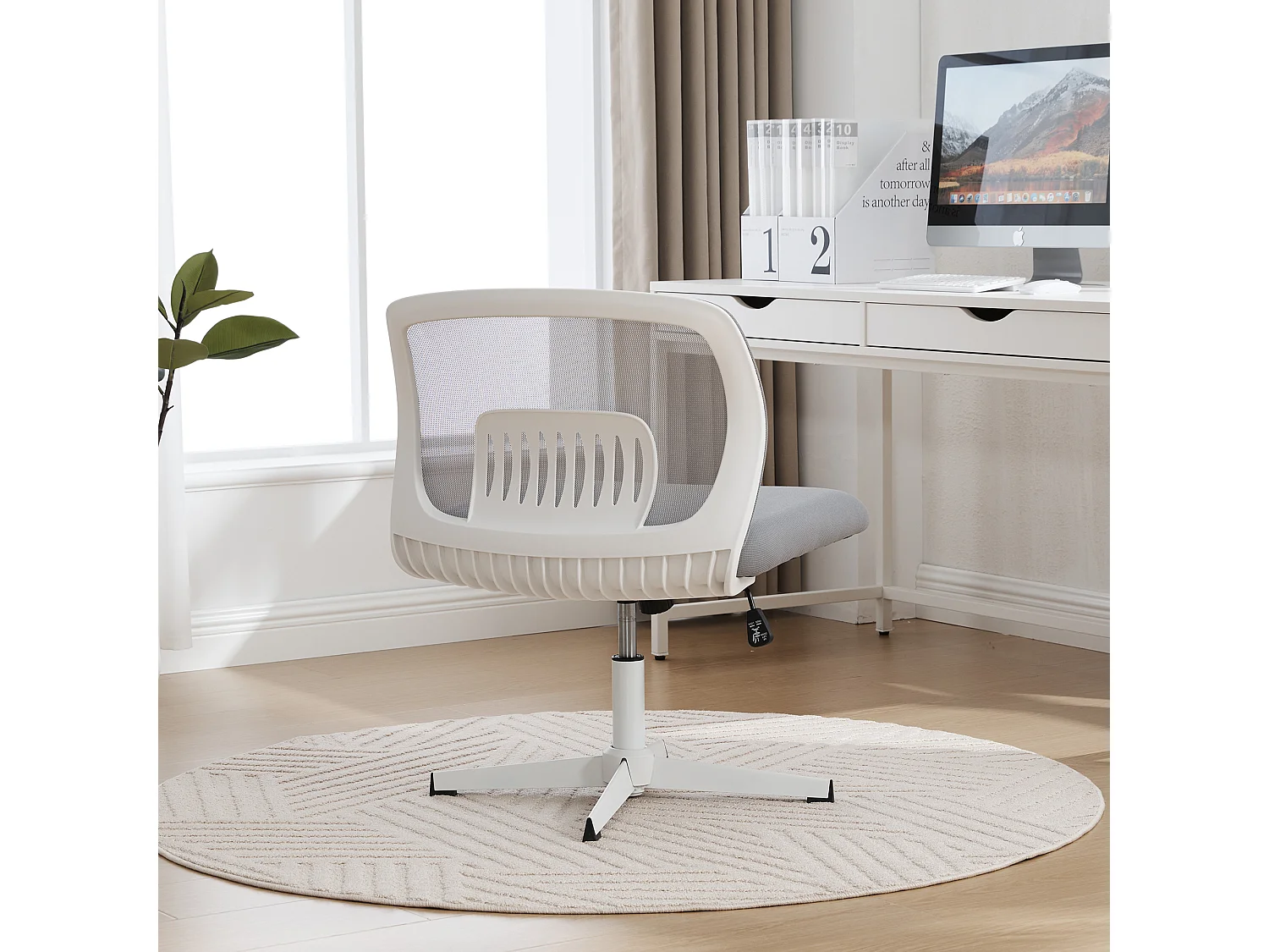 Chaise de bureau pivotante - Fauteuil pivotant  avec fonction bascule et réglage en hauteur - maille gris