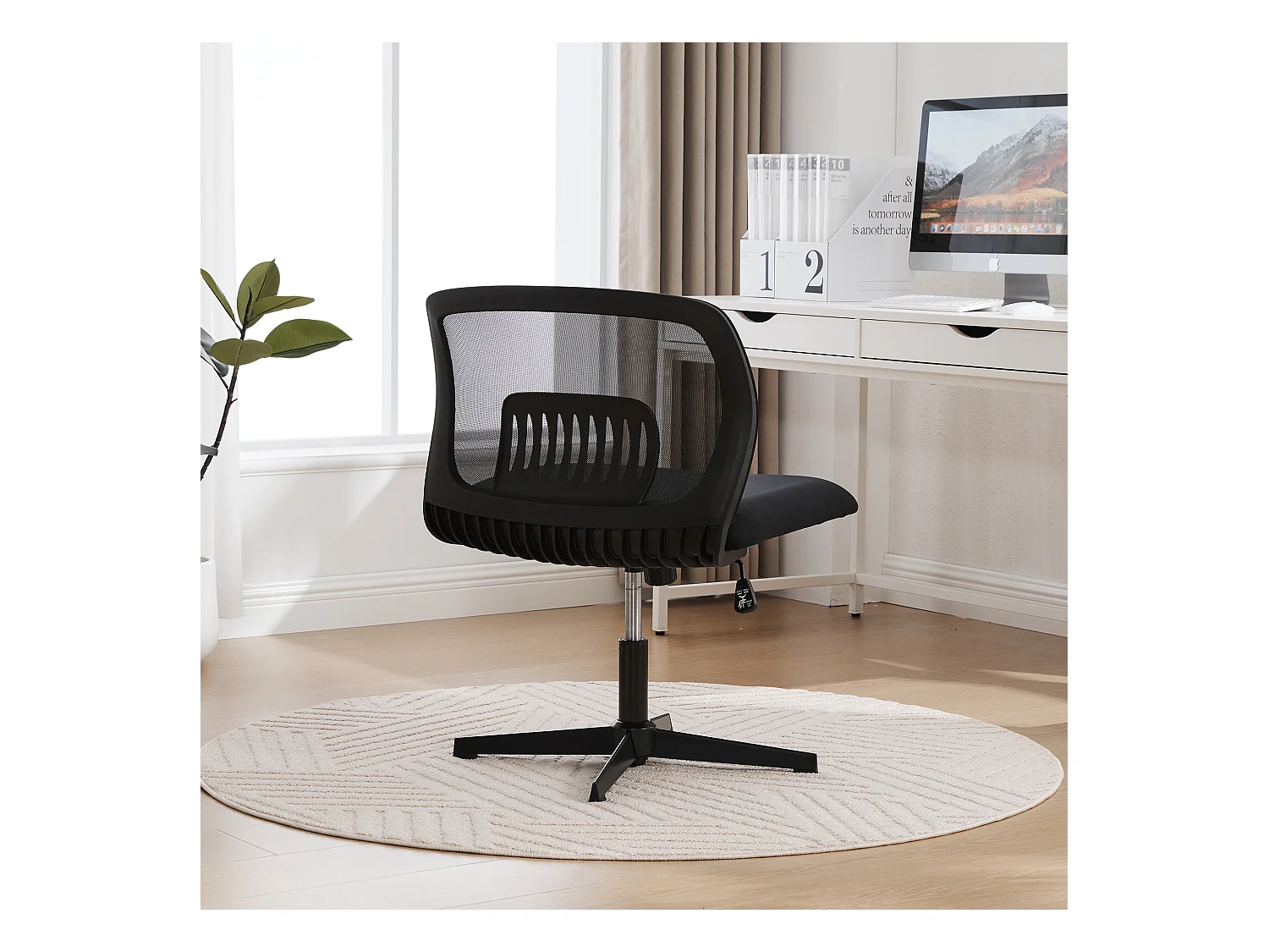 Sedia girevole da ufficio - Poltrona girevole con funzione di oscillazione e regolazione dell'altezza - velluto nero