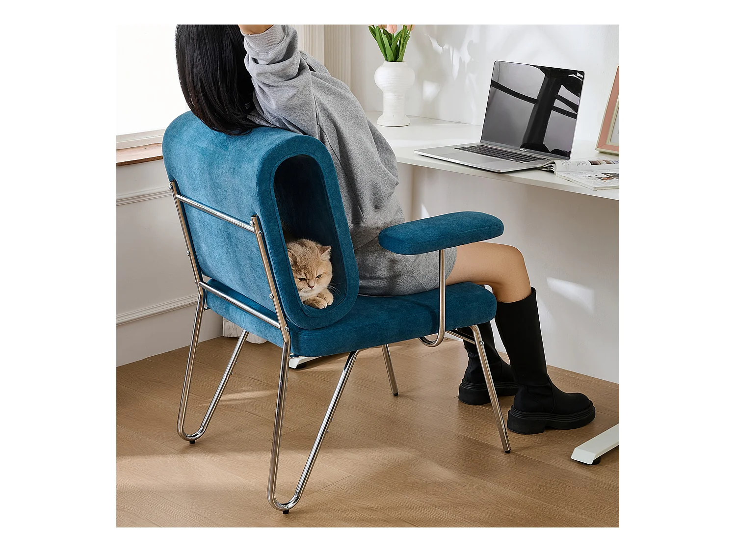 Chaise de bureau avec lit pour chat intégré, design ergonomique, tissu, acier et bois, bleu (77x70x89 cm)
