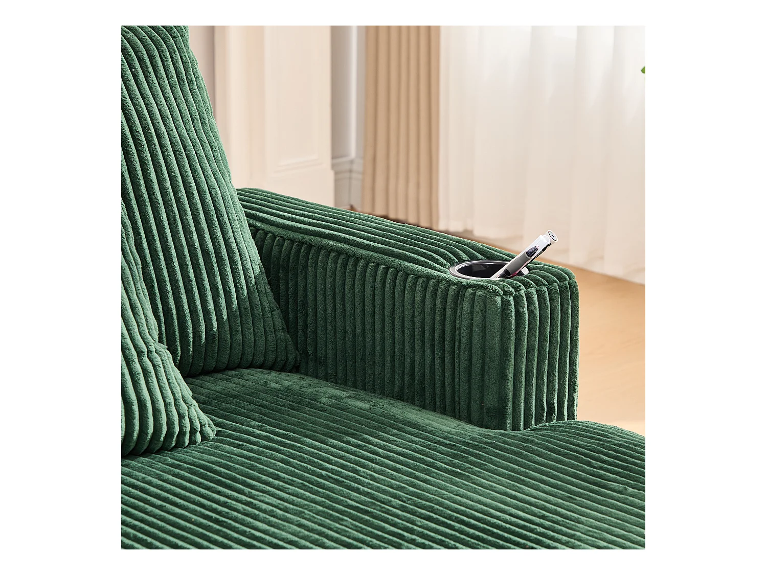 Loungebank van groen pluche met USB-poort, LED-verlichting en bekerhouders