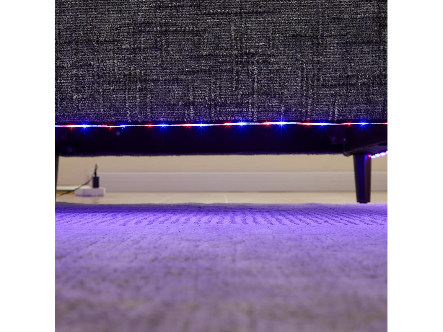 Canapé 2 places avec éclairage LED et port USB, pieds en bois - tissu chenille gris